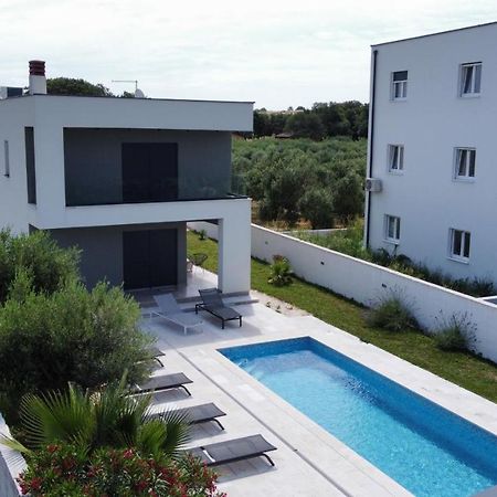 Villa Dunja Medulin Exterior photo