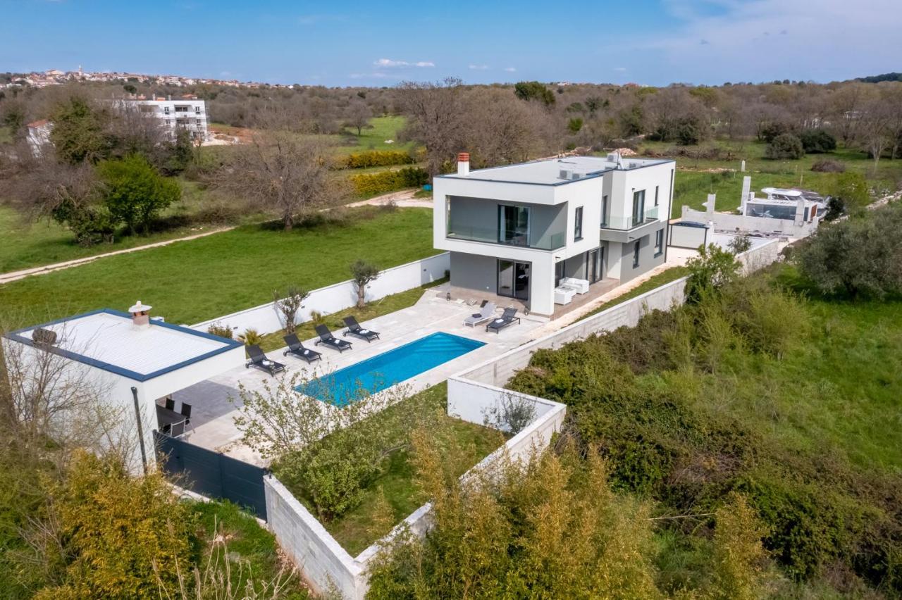 Villa Dunja Medulin Exterior photo