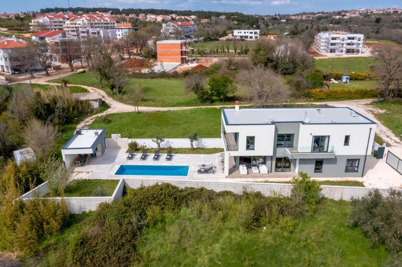 Villa Dunja Medulin Exterior photo